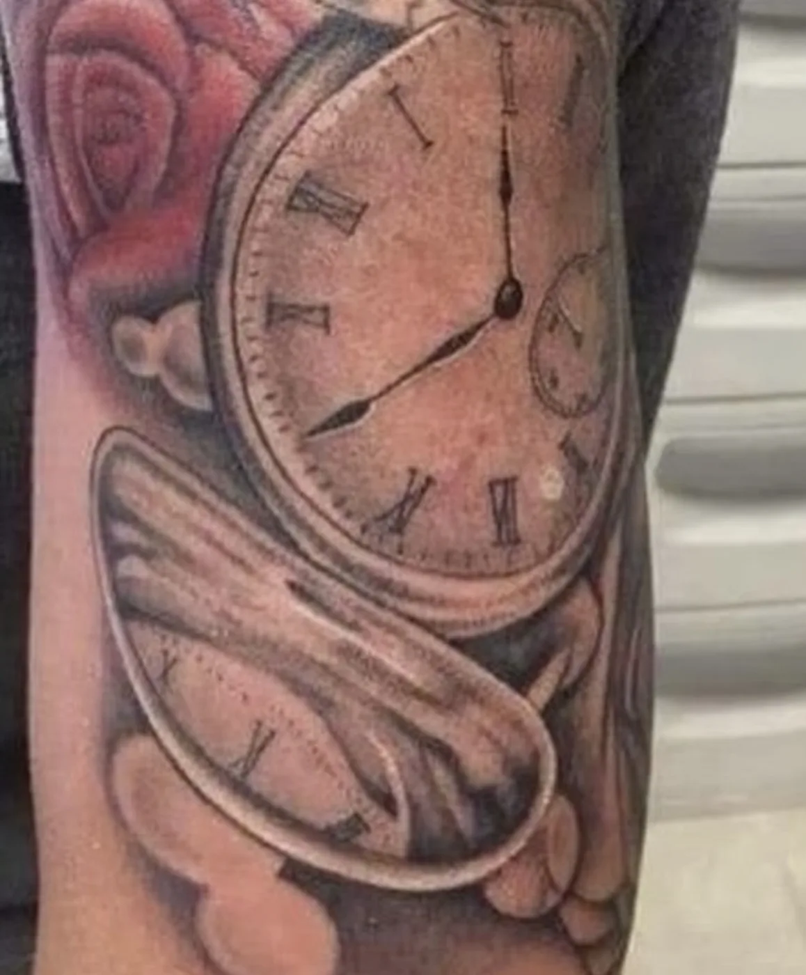 Melting pocket watch and clock, black and gray